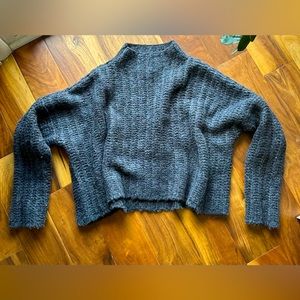Aerie grey crop knit sweater